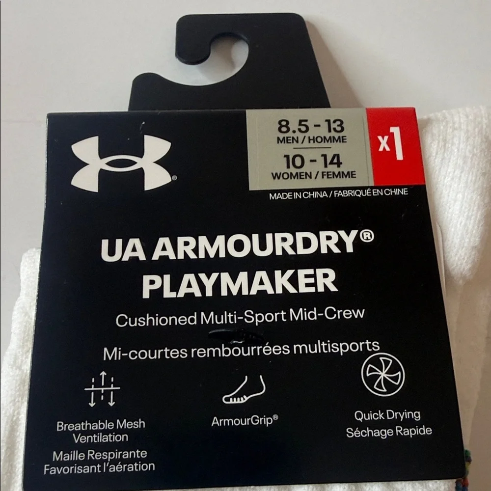 Under Armour Assortment of Socks 3 Pairs Men’s Size Large